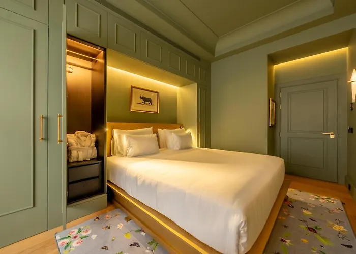 Art Legacy Baixa-chiado 5*